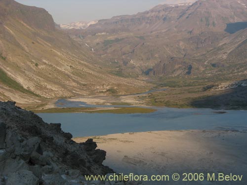 A closer view of Mondaca Lake, Chile.